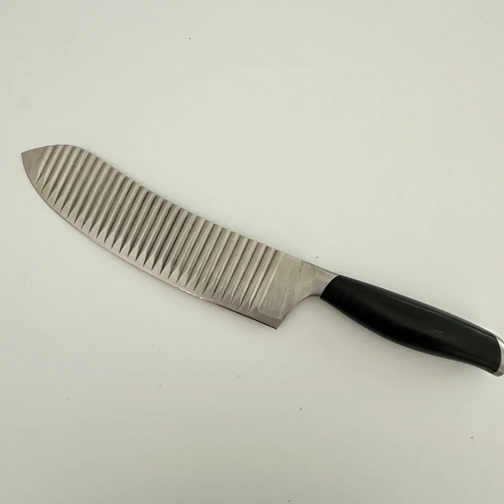 Groovetech Santoku Knife 7 inch Non-Stick Grooved Blade with Sheath Silver Black